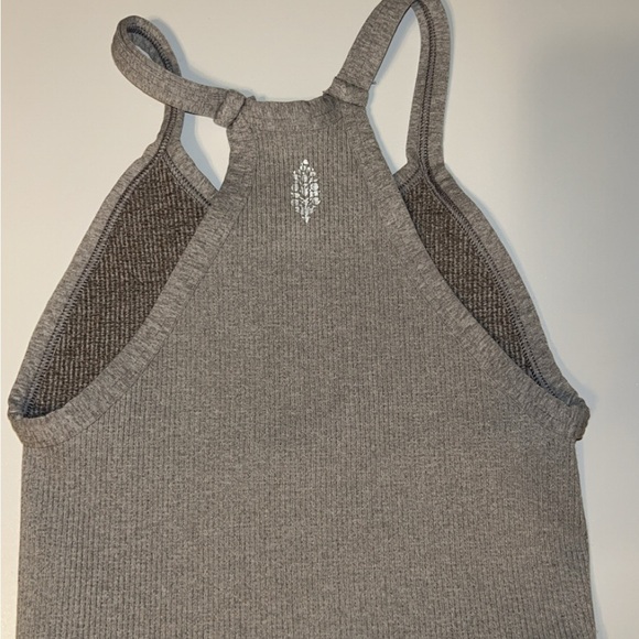 Happiness Runs crop - Picture 3 of 3